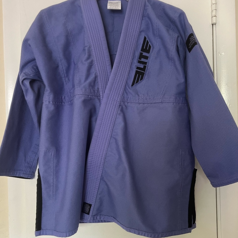 Women’s Size 1 Jui Jitsu Gi